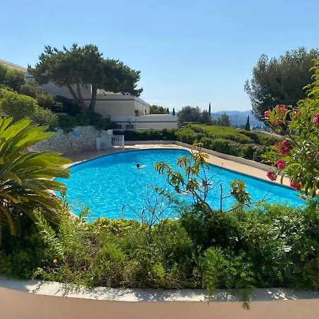 Superbe T2 44M2 - Grande Terrasse Vue Mer Panoramique Exceptionnelle Piscine - Parking Bandol Exterior photo