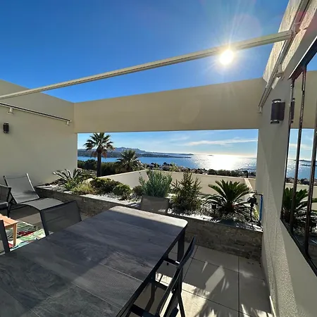 Superbe T2 44M2 - Grande Terrasse Vue Mer Panoramique Exceptionnelle Piscine - Parking Bandol Exterior photo