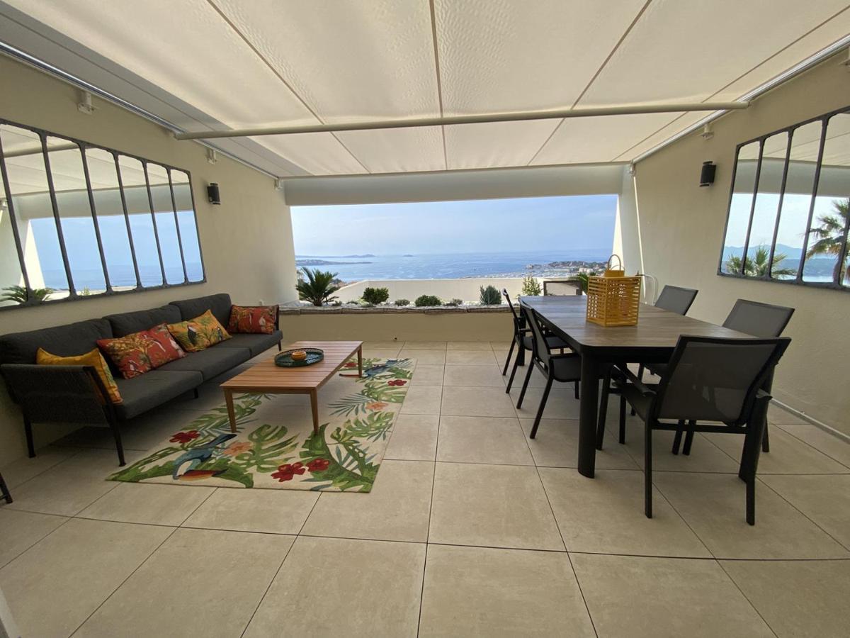 Superbe T2 44m2 - Grande Terrasse Vue Panoramique Exceptionnelle Piscine - Parking * Bandol
