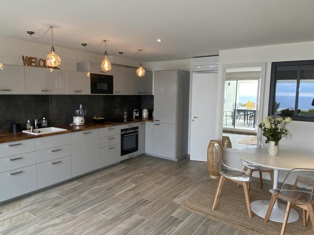 Superbe T2 44m2 - Grande Terrasse Vue Panoramique Exceptionnelle Piscine - Parking